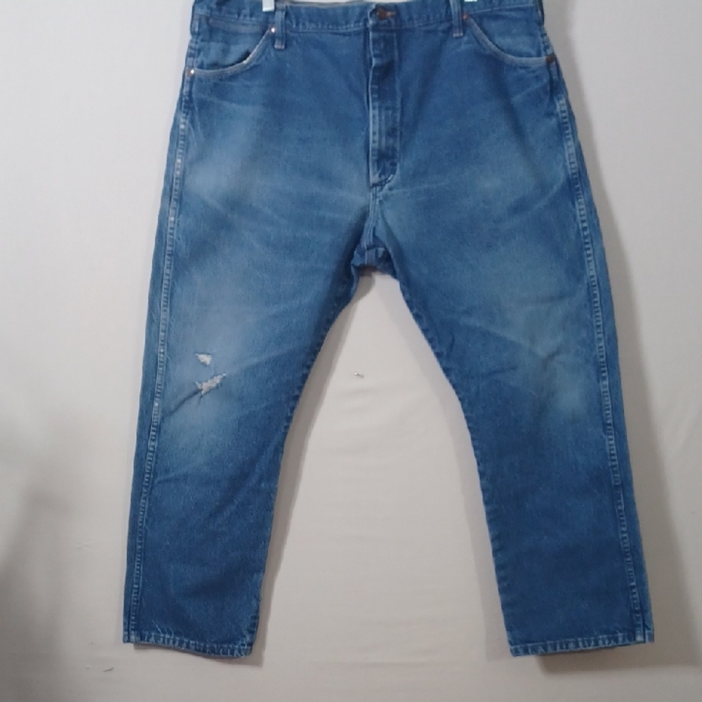 Wrangler Relaxed Fit Blue Jeans 42 × 30